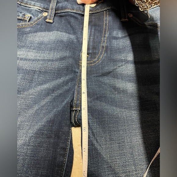 ☘️Lucky Brand Stretch Denim Bermuda Shorts-NWT -☘️SZ 4 - Picture 12 of 15